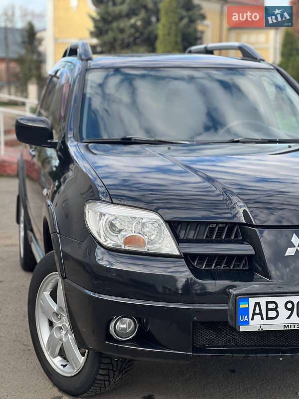 Позашляховик / Кросовер Mitsubishi Outlander 2006 в Бершаді