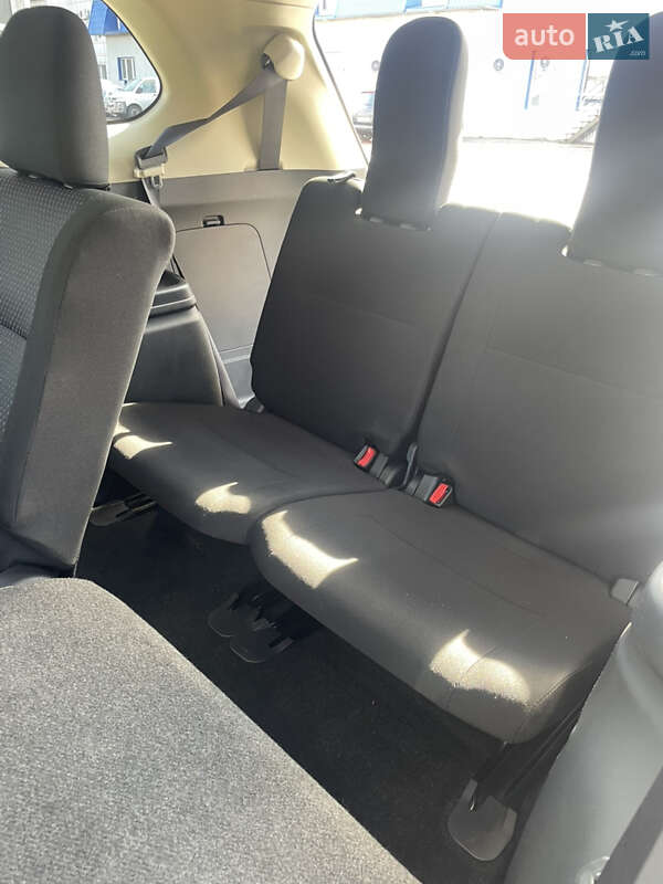 Позашляховик / Кросовер Mitsubishi Outlander 2017 в Рівному