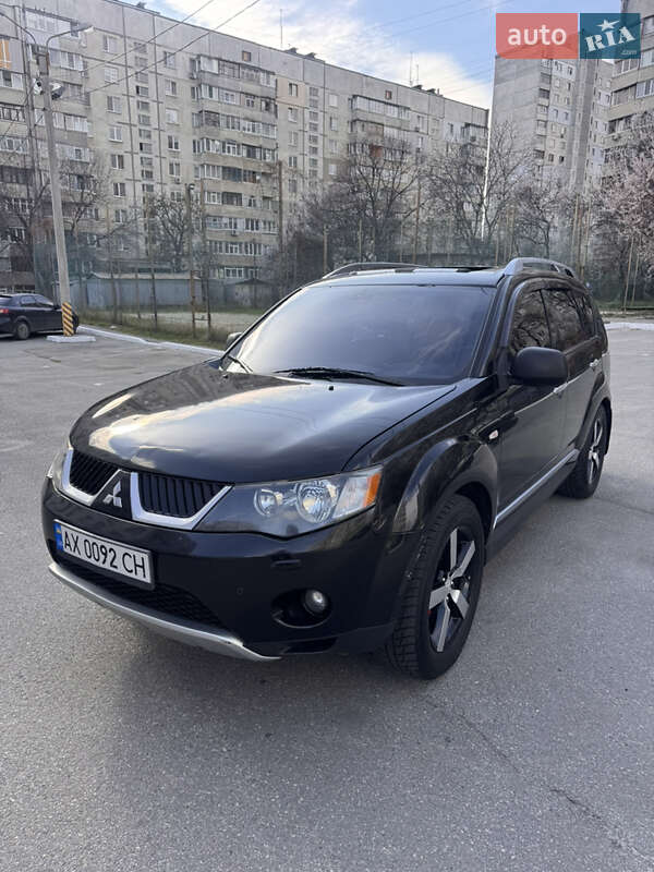 Позашляховик / Кросовер Mitsubishi Outlander 2008 в Харкові