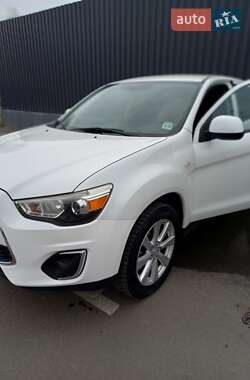 Внедорожник / Кроссовер Mitsubishi Outlander 2013 в Киеве