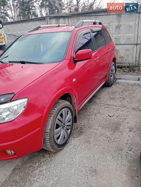 Позашляховик / Кросовер Mitsubishi Outlander 2007 в Василькові