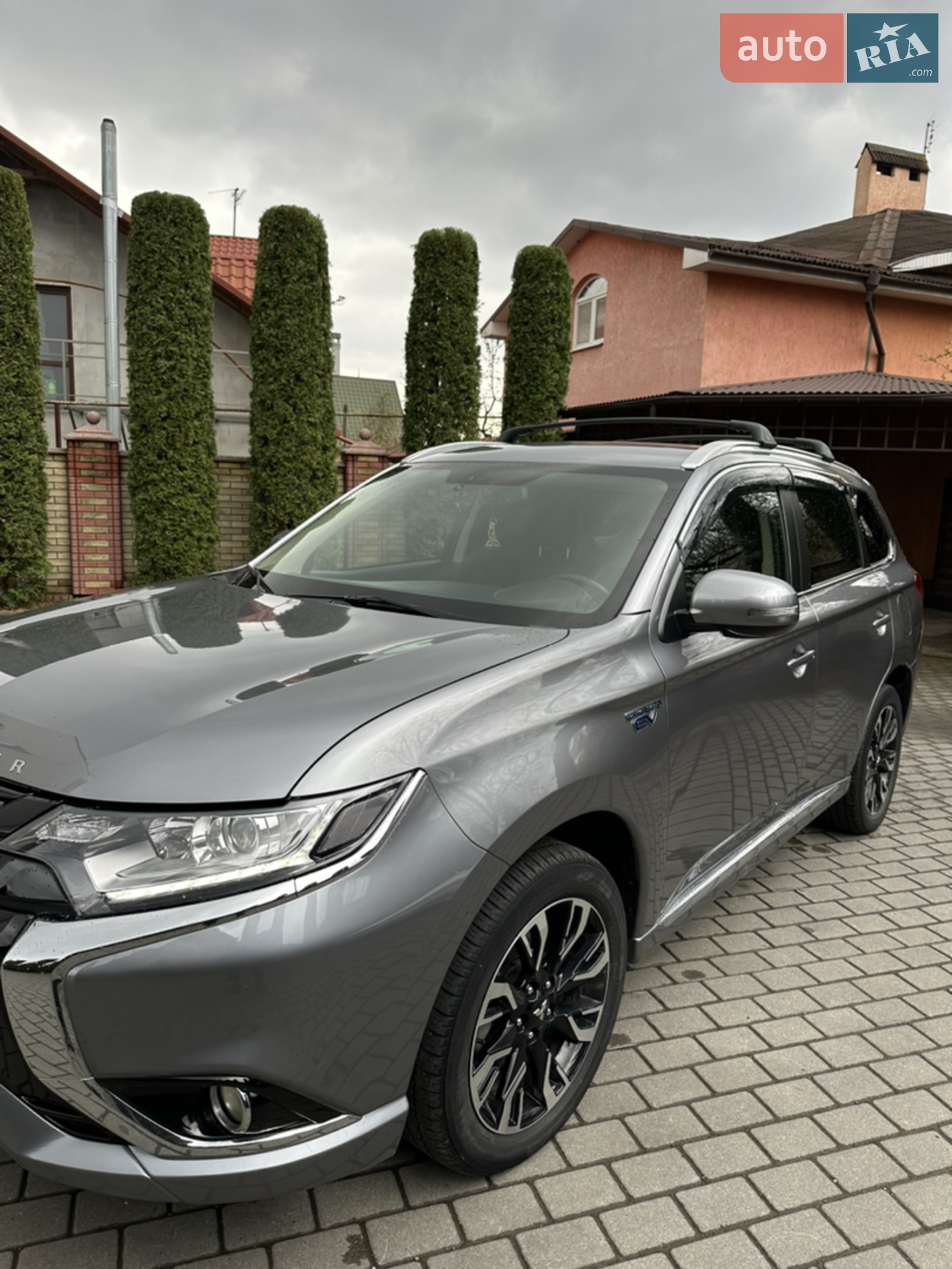 2018 Mitsubishi Outlander - мініатюра 16