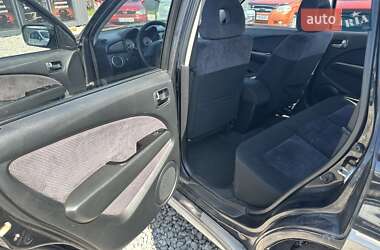 Внедорожник / Кроссовер Mitsubishi Outlander 2005 в 