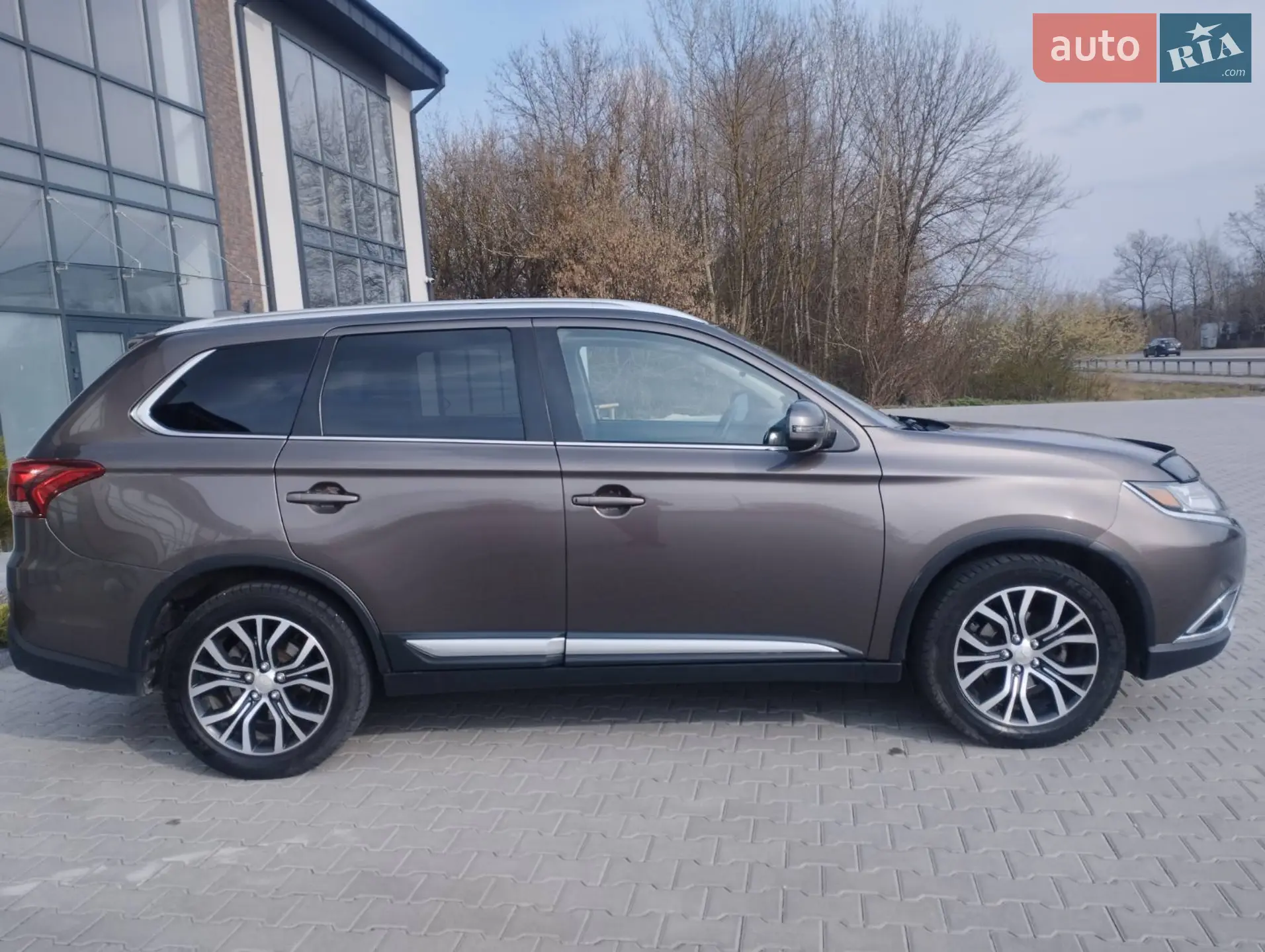 2018 Mitsubishi Outlander - мініатюра 6