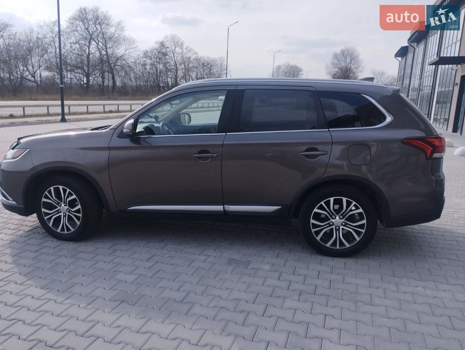 2018 Mitsubishi Outlander - мініатюра 22