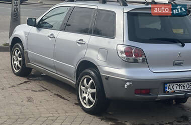 Позашляховик / Кросовер Mitsubishi Outlander 2003 в 