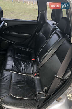 Внедорожник / Кроссовер Mitsubishi Outlander 2006 в 