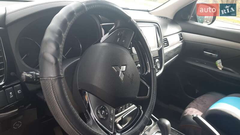 Позашляховик / Кросовер Mitsubishi Outlander 2018 в Білій Церкві