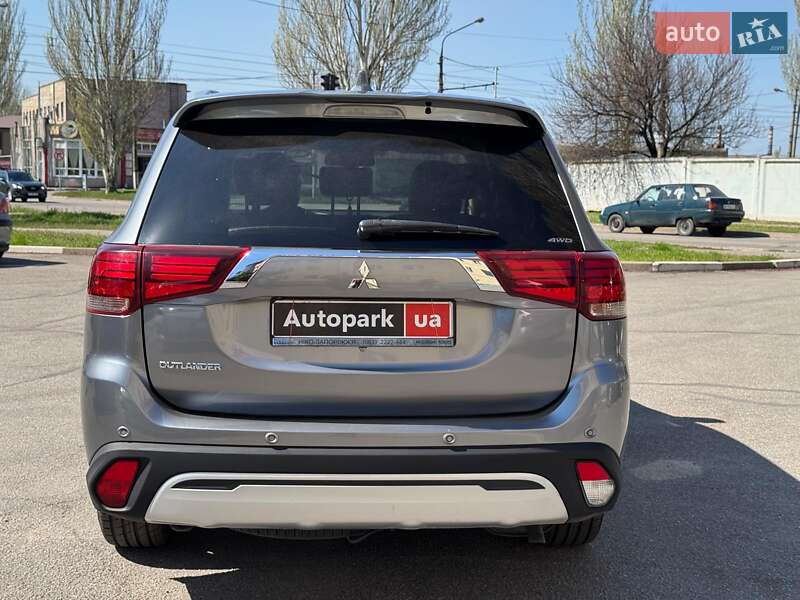 Позашляховик / Кросовер Mitsubishi Outlander 2019 в Запоріжжі