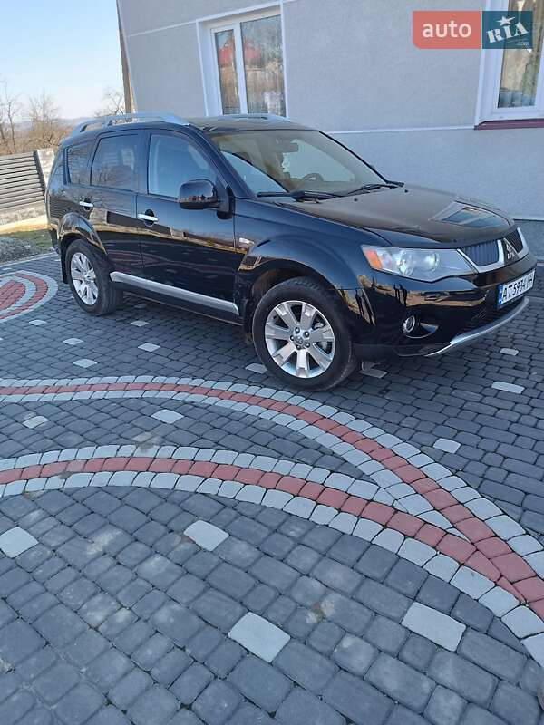 Внедорожник / Кроссовер Mitsubishi Outlander 2008 в Коломые