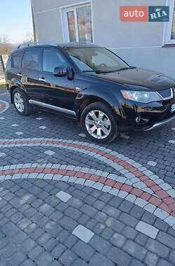 Позашляховик / Кросовер Mitsubishi Outlander 2008 в 