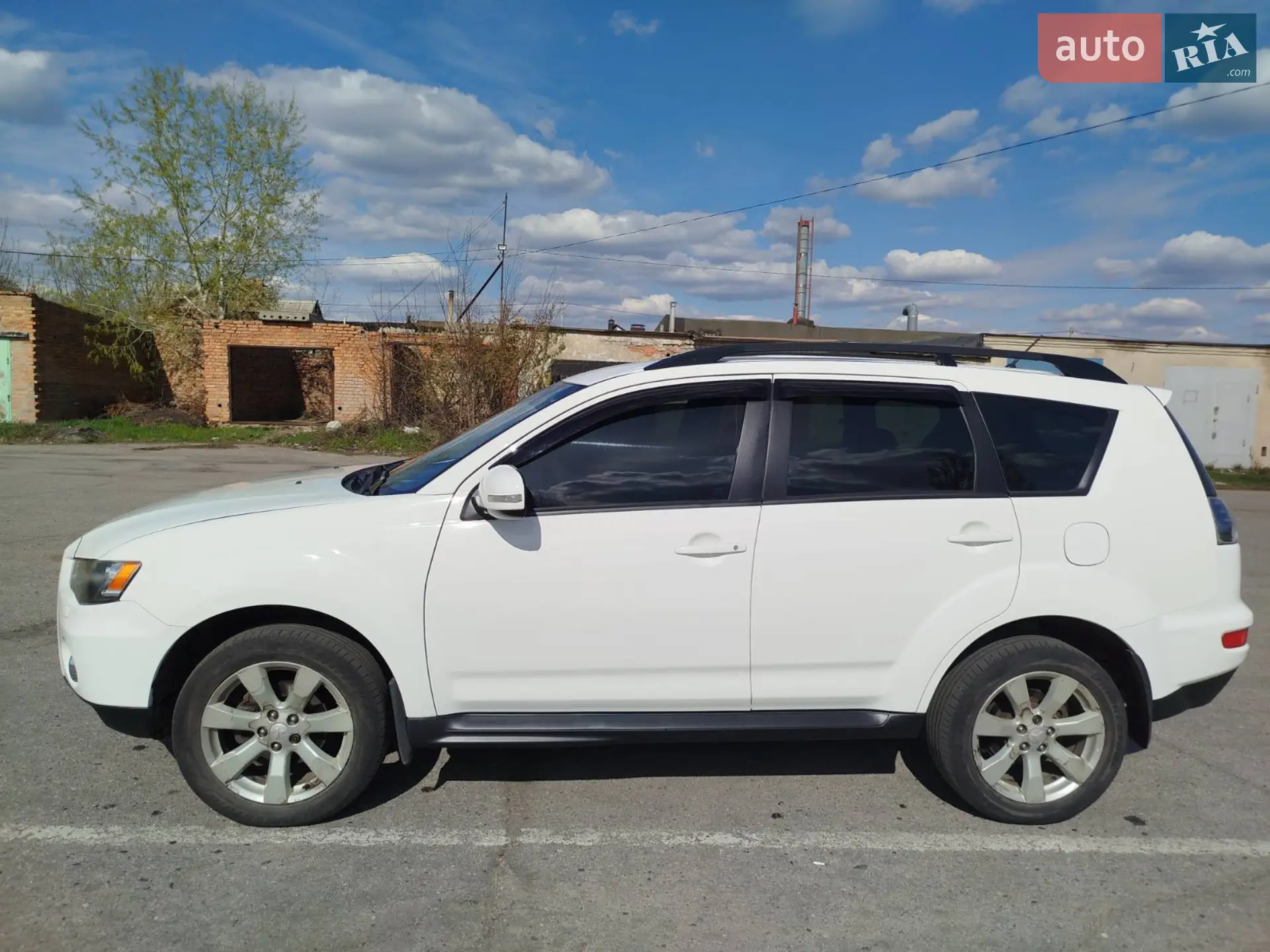 2010 Mitsubishi Outlander - мініатюра 7