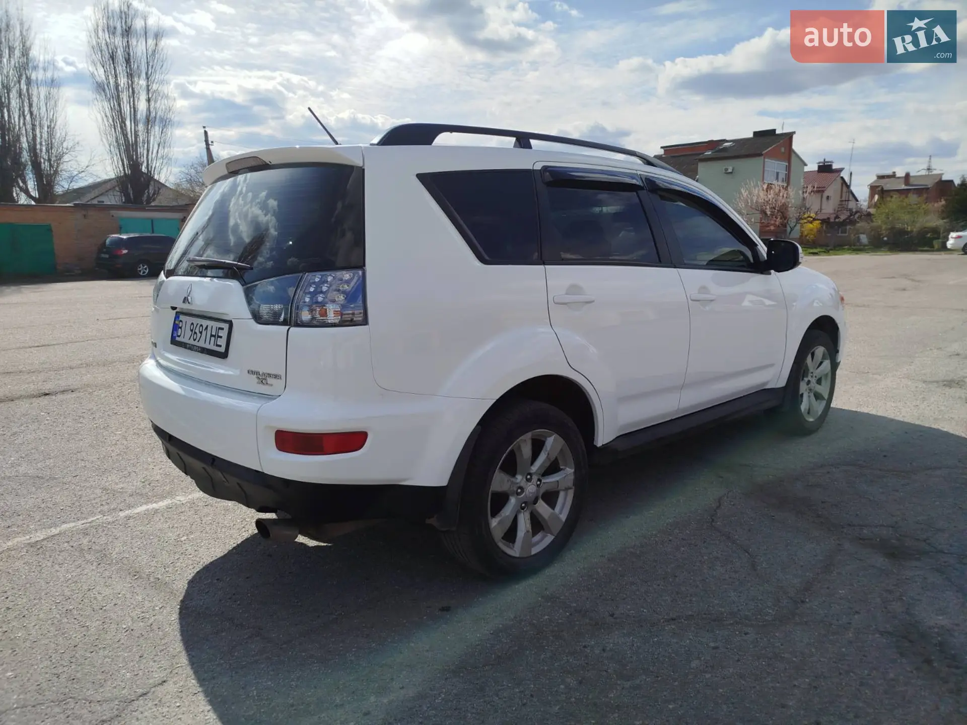 2010 Mitsubishi Outlander - мініатюра 11