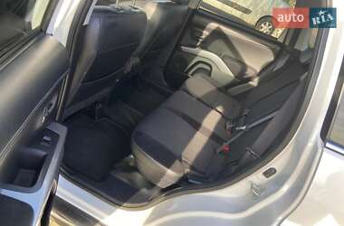 Позашляховик / Кросовер Mitsubishi Outlander 2009 в 