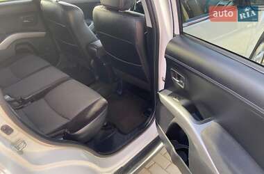 Позашляховик / Кросовер Mitsubishi Outlander 2009 в 
