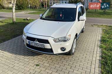 Позашляховик / Кросовер Mitsubishi Outlander 2009 в 
