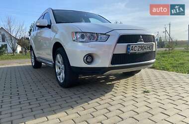 Позашляховик / Кросовер Mitsubishi Outlander 2009 в 