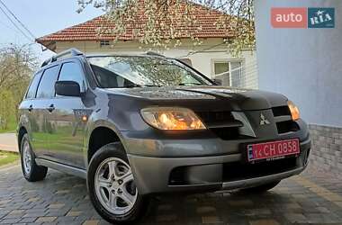 Позашляховик / Кросовер Mitsubishi Outlander 2006 в 