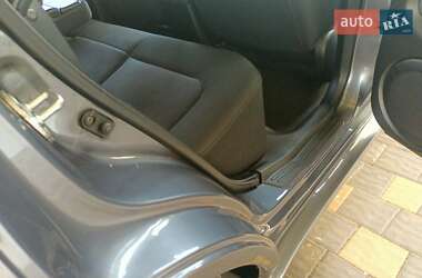 Позашляховик / Кросовер Mitsubishi Outlander 2006 в 