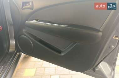 Позашляховик / Кросовер Mitsubishi Outlander 2006 в 