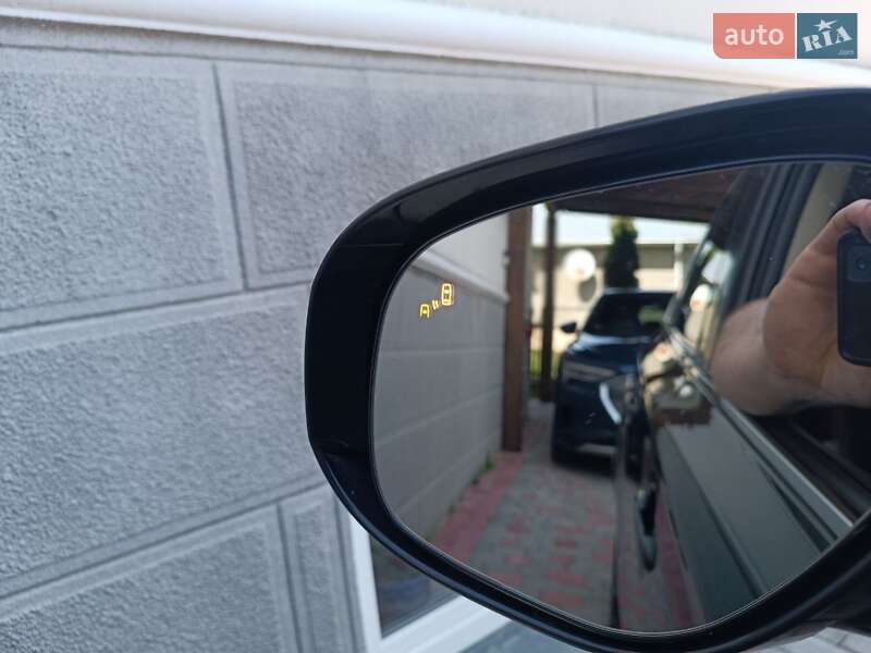 Позашляховик / Кросовер Mitsubishi Outlander 2018 в Тернополі