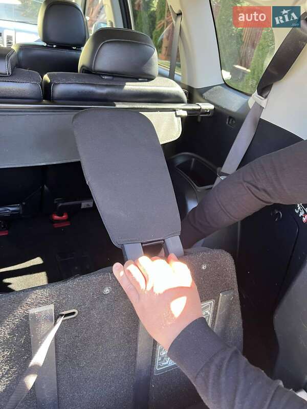 Внедорожник / Кроссовер Mitsubishi Outlander 2010 в Коломые