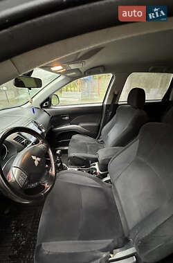 Позашляховик / Кросовер Mitsubishi Outlander 2008 в 