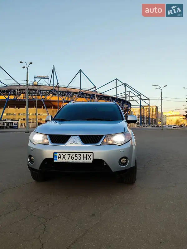Mitsubishi Outlander 2007 VIN JMBXLCW6W7Z009887 фото оголошення 3 з 59