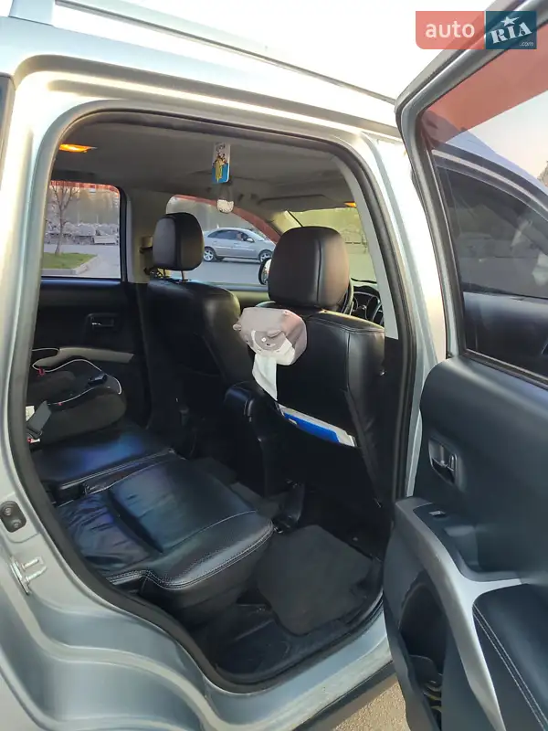 Mitsubishi Outlander 2007 VIN JMBXLCW6W7Z009887 фото оголошення 16 з 59