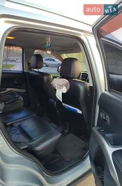 Внедорожник / Кроссовер Mitsubishi Outlander 2007 в 