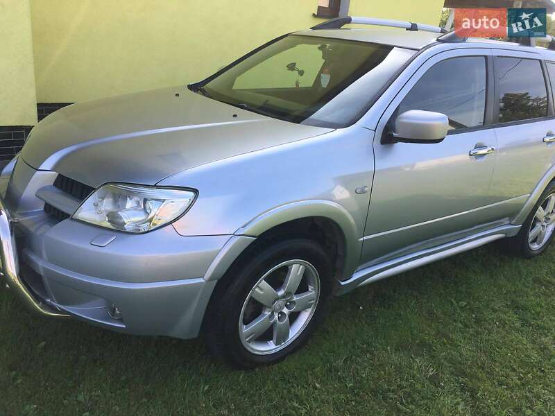 Mitsubishi Outlander 2006