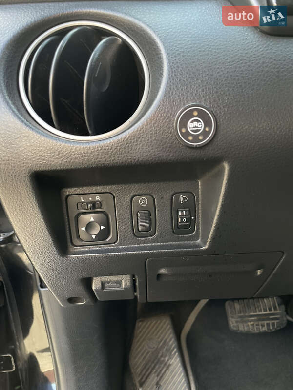 Внедорожник / Кроссовер Mitsubishi Outlander 2006 в Львове