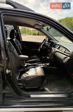 Внедорожник / Кроссовер Mitsubishi Outlander 2008 в 