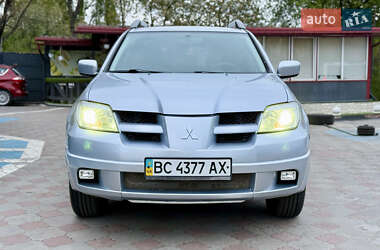 Внедорожник / Кроссовер Mitsubishi Outlander 2003 в 