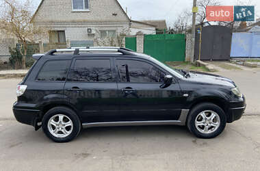 Позашляховик / Кросовер Mitsubishi Outlander 2003 в 