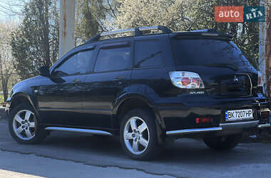 Внедорожник / Кроссовер Mitsubishi Outlander 2008 в 