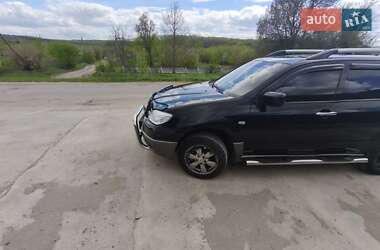 Внедорожник / Кроссовер Mitsubishi Outlander 2005 в 