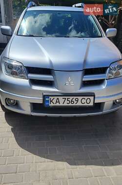 Позашляховик / Кросовер Mitsubishi Outlander 2007 в 