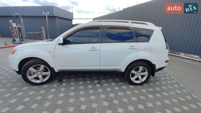 Внедорожник / Кроссовер Mitsubishi Outlander 2008 в Полтаве