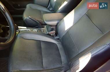 Позашляховик / Кросовер Mitsubishi Outlander 2015 в 