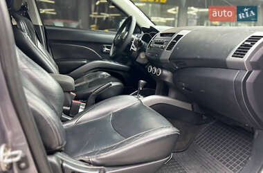 Позашляховик / Кросовер Mitsubishi Outlander 2008 в 