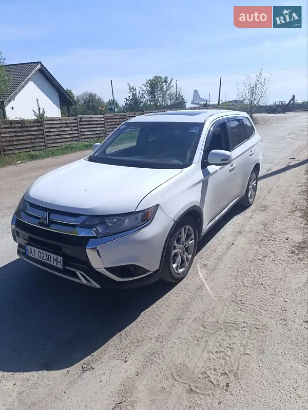 Mitsubishi Outlander