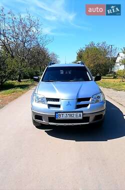 Внедорожник / Кроссовер Mitsubishi Outlander 2006 в 