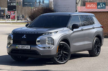 Внедорожник / Кроссовер Mitsubishi Outlander 2022 в Тернополе