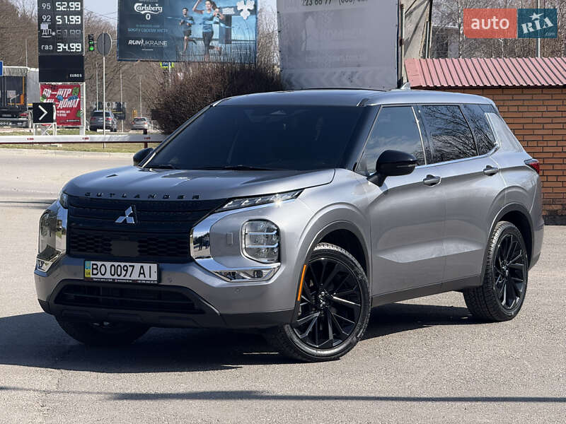 Mitsubishi Outlander 2022