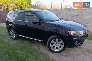 Позашляховик / Кросовер Mitsubishi Outlander 2010 в 