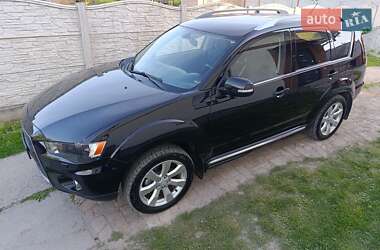 Позашляховик / Кросовер Mitsubishi Outlander 2010 в 