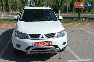 Внедорожник / Кроссовер Mitsubishi Outlander 2007 в Киеве