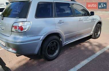 Внедорожник / Кроссовер Mitsubishi Outlander 2008 в 