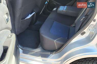Внедорожник / Кроссовер Mitsubishi Outlander 2008 в 